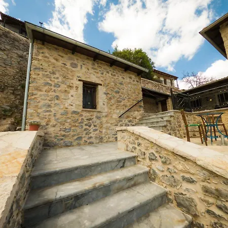 Apartment αρχοντικό γκιντώνη Levídhion